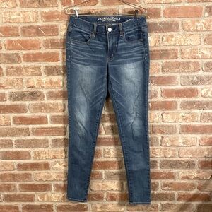 AEO Sz 8 blue jean jeggings